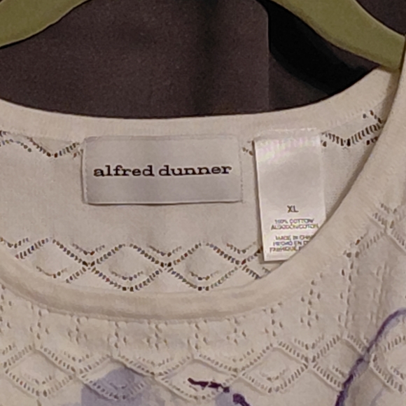 Alfred Dunner Women's Short Sleeve Floral Top - White and Purple - Picture 4 of 4